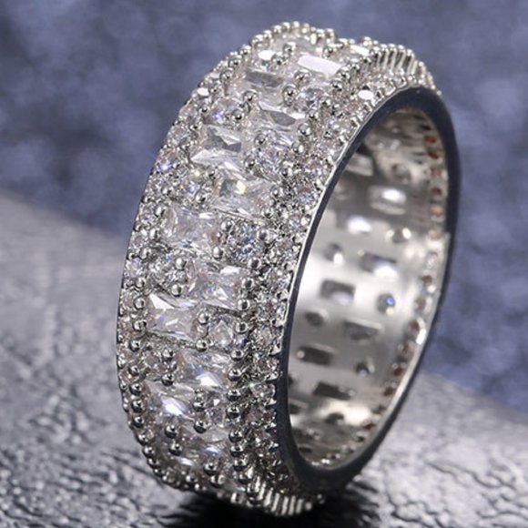 *NEW*925 Silver Luxury Diamond Ring - Picture 7 of 7